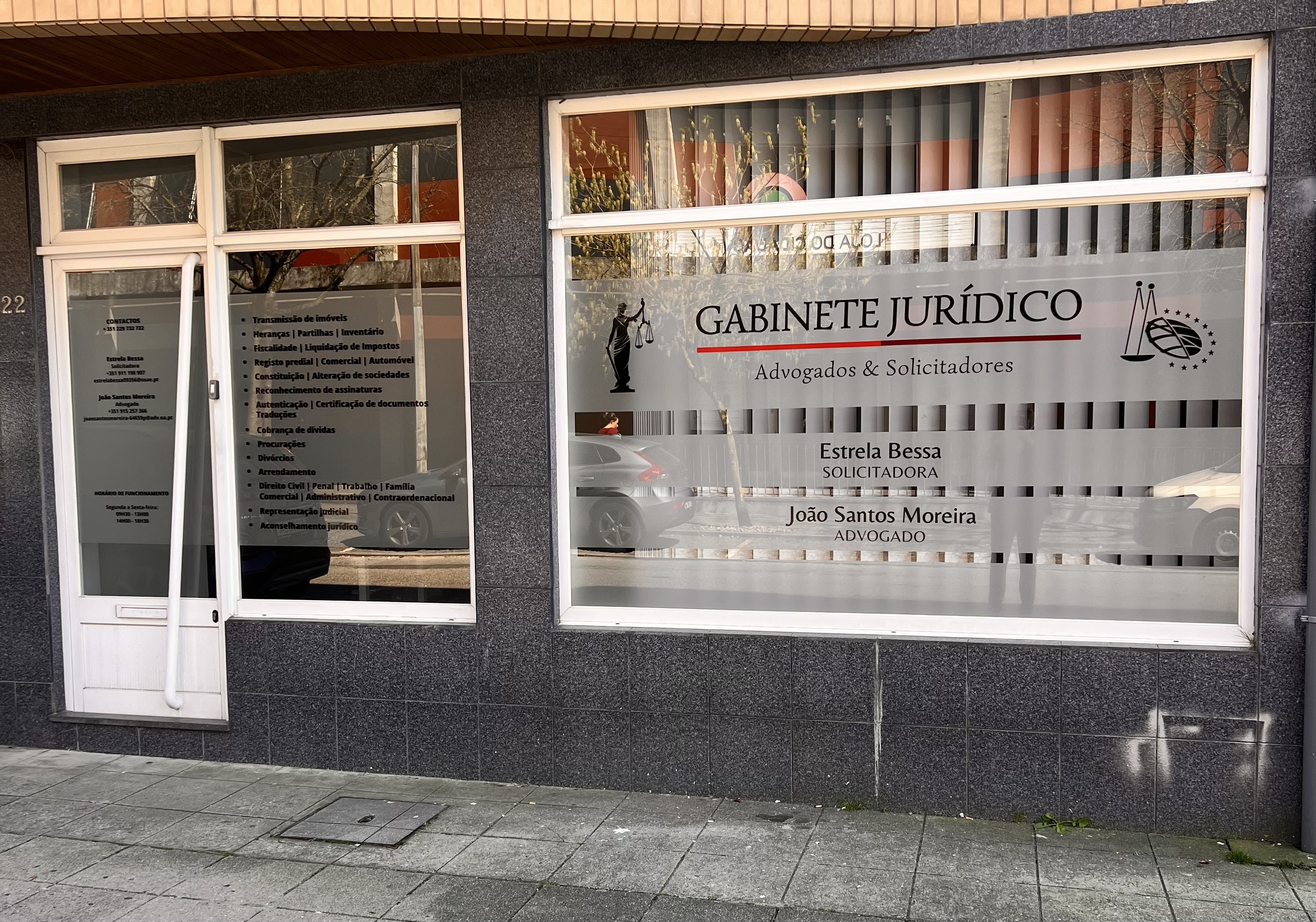 Montra do Gabinete Jurídico em Ermesinde