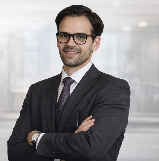 Dr. João Santos Moreira, Advogado